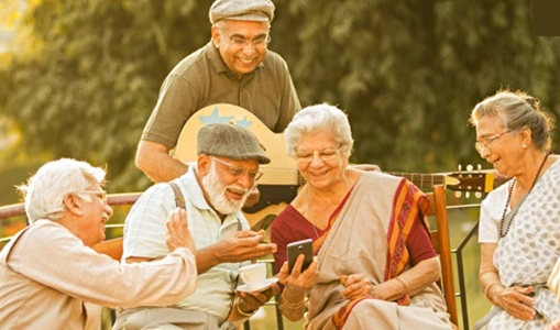 Old Age Home Advantages and Disadvantages - Facts Mostly